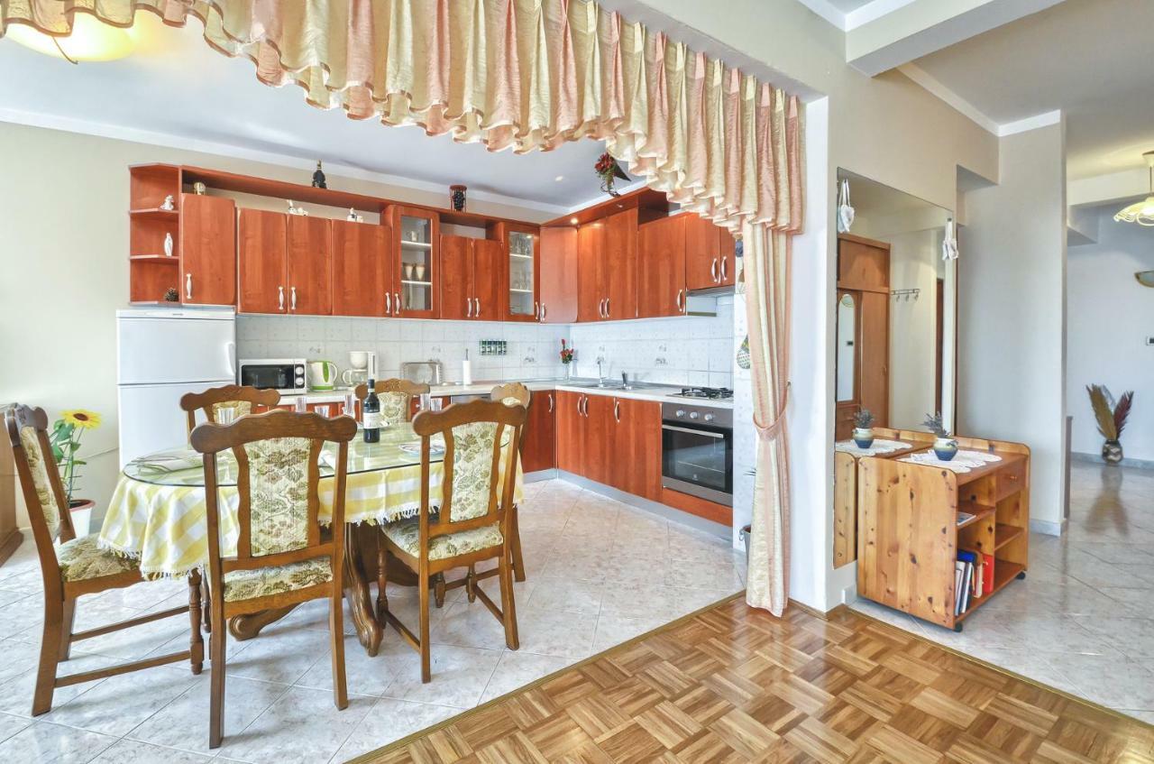 Apartment Pecirep Pula Bagian luar foto