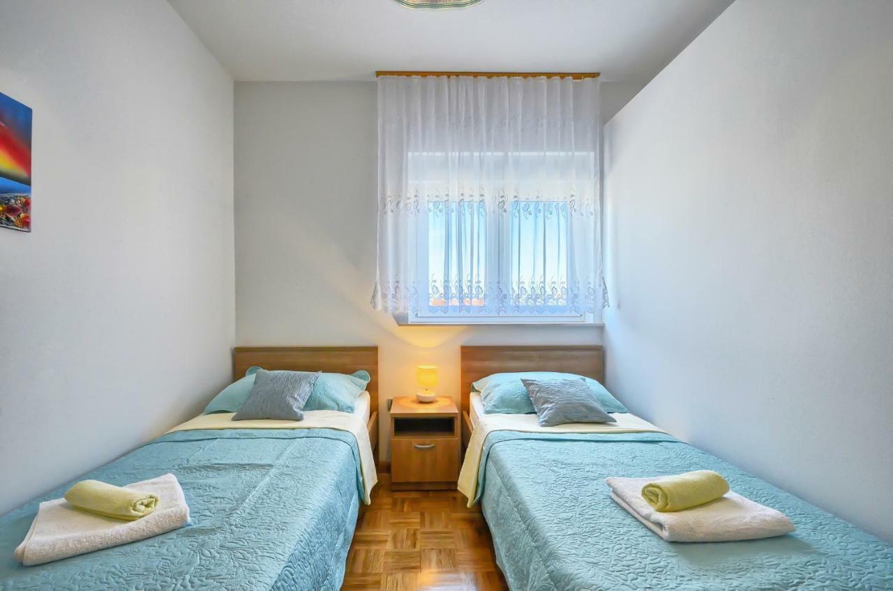 Apartment Pecirep Pula Bagian luar foto